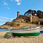 Ancora Frontbeach Luxury