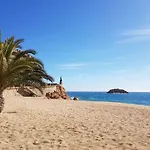 Ancora Frontbeach Luxury 아파트