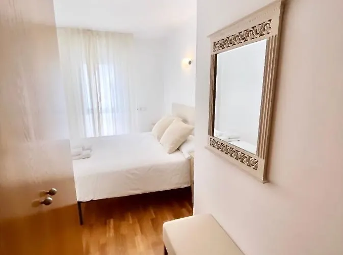 Ancora Frontbeach Luxury Τόσα ντε Μαρ